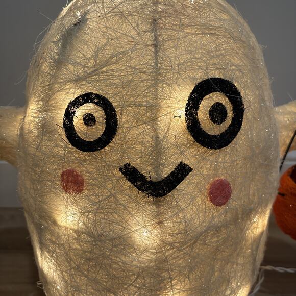 Halloween Light Up White Ghost With Pumpkin Basket Tested & Works 14x17” - Picture 2 of 14